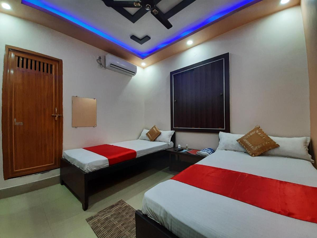 Hotel Shakuntla Palace - 400 Meters Away From Vishnu Pad Temple 7 Mins Walk ガヤー エクステリア 写真