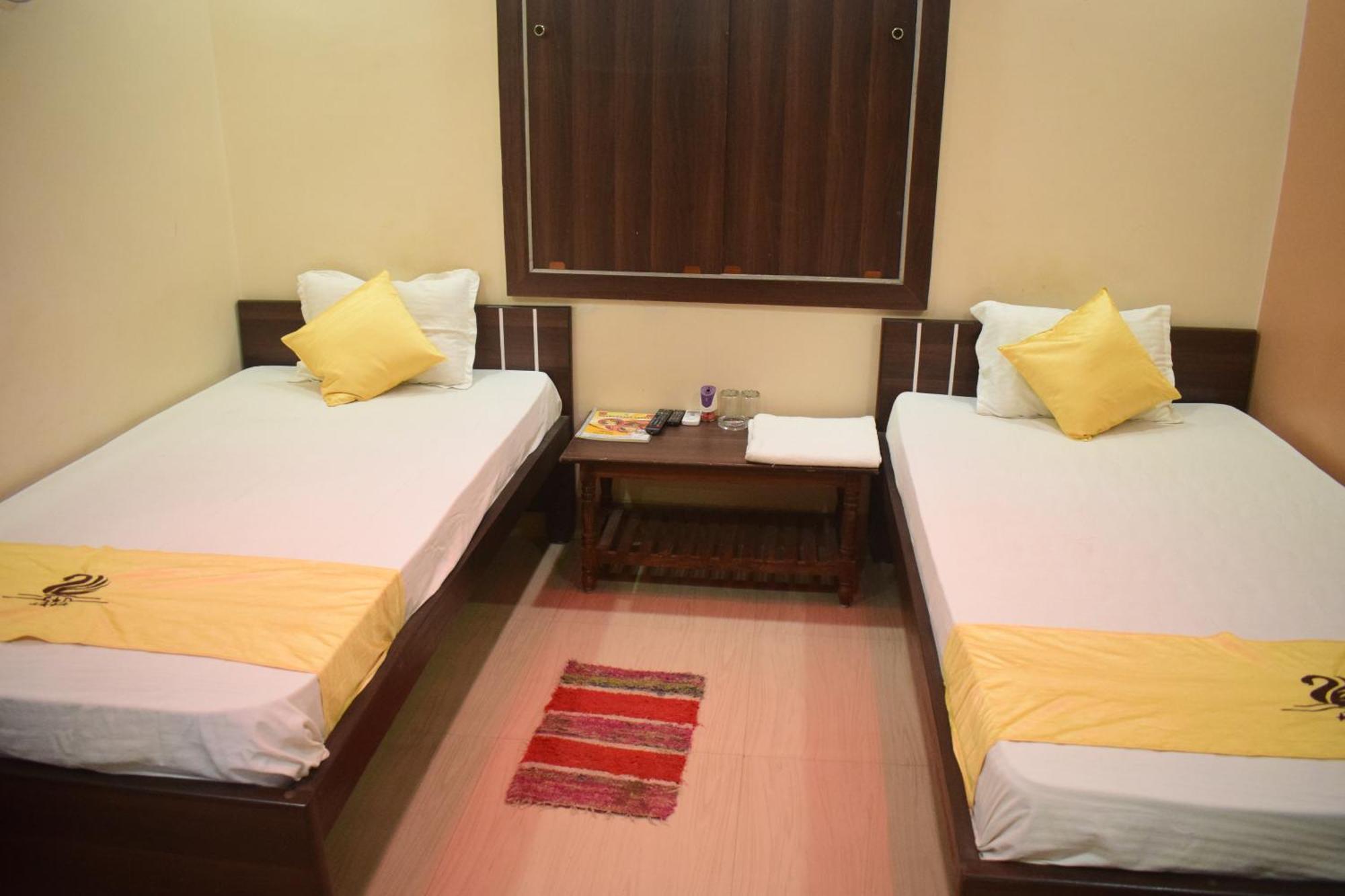 Hotel Shakuntla Palace - 400 Meters Away From Vishnu Pad Temple 7 Mins Walk ガヤー エクステリア 写真